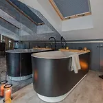 Calm Sauna & Jacuzzi By Oneapartments Sopot