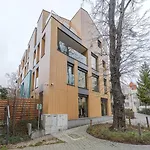 Calm Sauna & Jacuzzi By Oneapartments Apartment