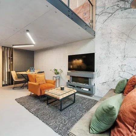 Calm Sauna & Jacuzzi By Oneapartments Apartamento *