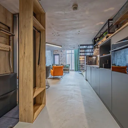 Calm Sauna & Jacuzzi By Oneapartments 아파트 *