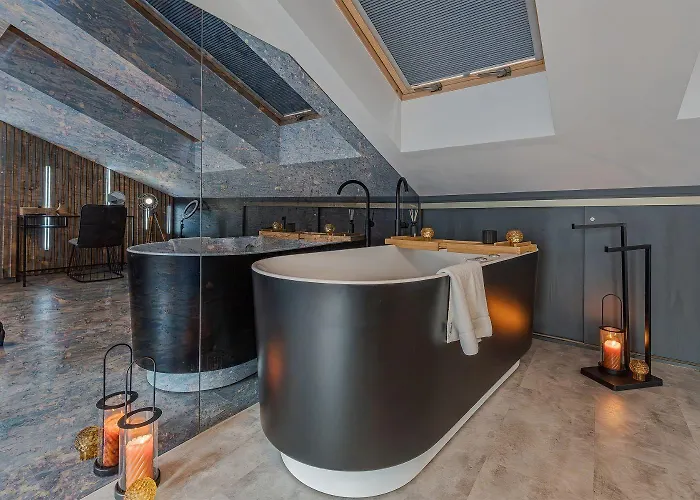 Calm Sauna & Jacuzzi By Oneapartments 소포트